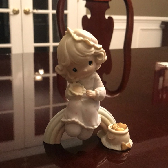 Precious Moments Dreams Really Do Come True - Picture 1 of 3